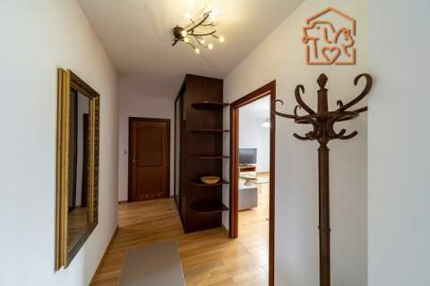 2 pokoje z garażem, pet-friendly-Włodarzewska 51G