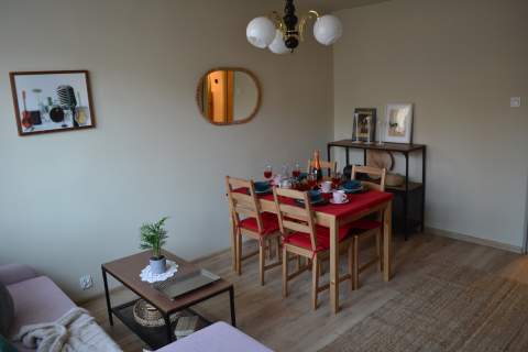 Sprzedam 2 pokoje z balkonem, PARTER Nowa Ruda