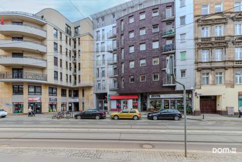 Duże witryny od ulicy, centrum, klimatyzacja
