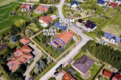 Przestronny dom z ogrodem i strefą relaksu