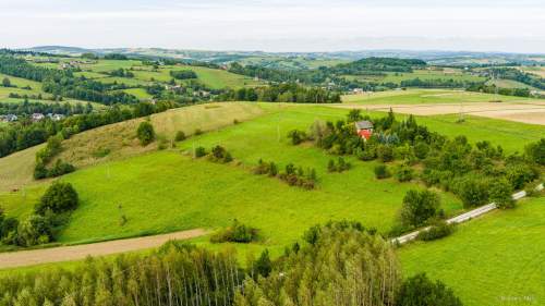 Hektarowa działka budowlana w Krużlowej Wyżnej 
