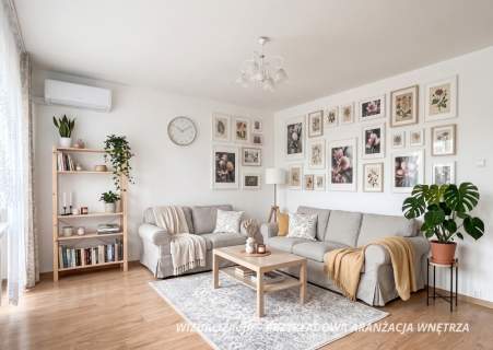 2-pokojowe mieszkanie z dużym balkonem.