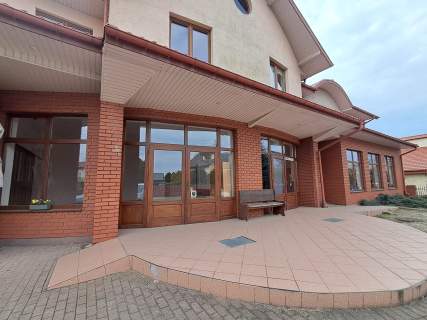 Lokal usługowo-handlowy 157m, parter, os. Winiary, Kalisz