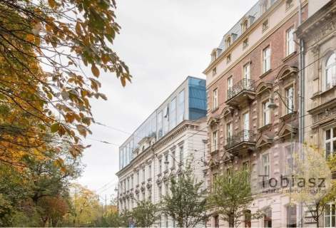 2 pokoje, 52 m2, winda, 5 minut od Rynku Głównego