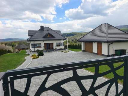 DOM PREMIUM Z BASENEM, JACUZZI, SPA I WIDOKIEM NA MAGURSKI PARK