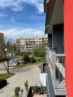 2 piętro, duży balkon, dwustronne, 3 pokoje
