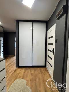 3 pokoje z balkonem 70m , os. Majowe