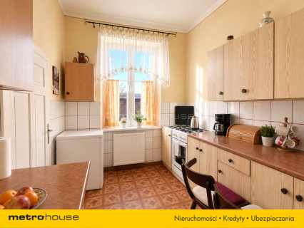 Dom z dużą działką 2196 m2 pod usługi, Pabianice