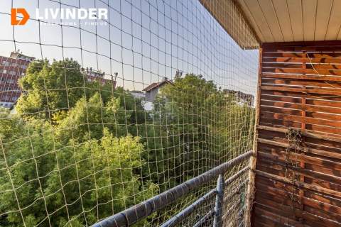 3 pok. jasne, dwupoziomowe ze schowkiem balkon.