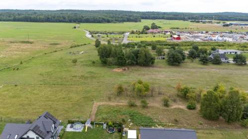 Działka budowlana Boronów 809m2 woda prąd