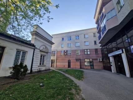 Biuro do wynajęcia - Centrum Pragi 250m2