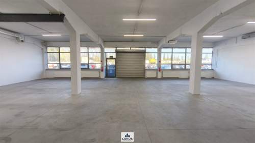 Lokal handlowo-magazynowy 268 m2 brama parking