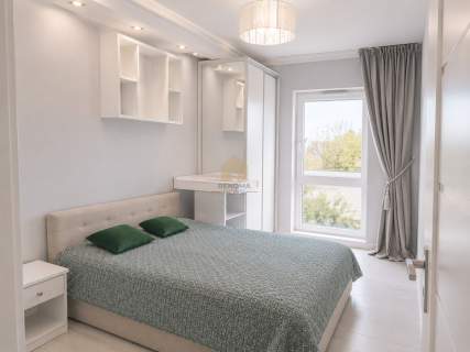 apartament 3-pokojowy 70 m 2 balkony parking