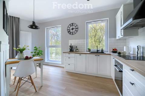 Nowoczesny apartament 68,5 m z widokiem na zieleń