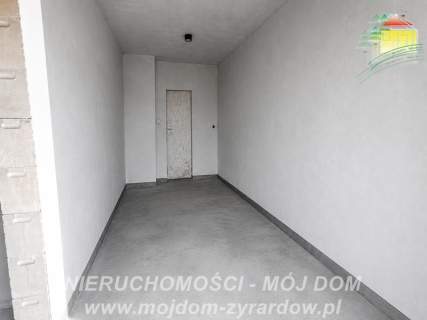 NOWOCZESNY DOM W ZABUDOWIE BLIŹNIACZEJ