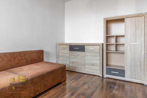 Na sprzedaż 3 pokoje kuchnia I Balkon I Piwnica