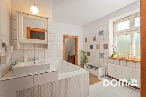 Dni pok. 13.06 Dom Architekta, Wysoki standard