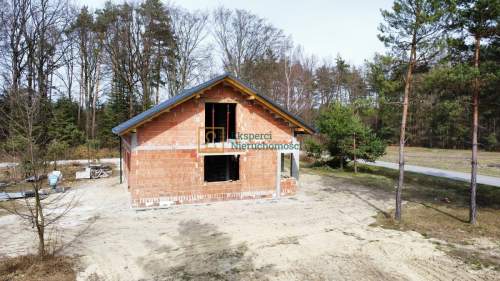 Dom wśród drzew,4 pokoje, działka 8,62a - Węgliska