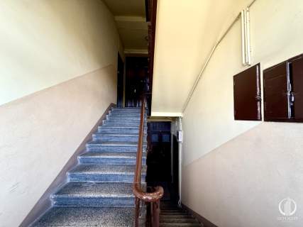 2-pok. mieszkanie w zadbanej kamienicy w centrum