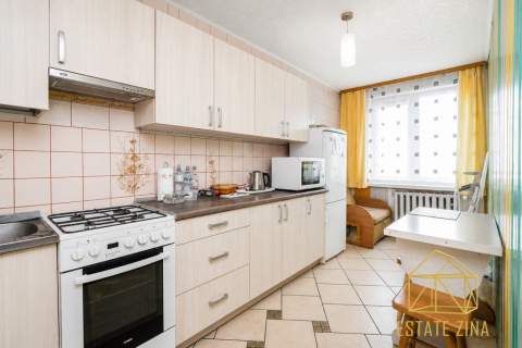 2 pokoje 47m piwnica KW os. Kalinowe