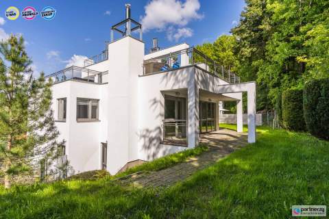 Dwupoziomowy apartament na zamkniętym osiedlu