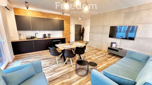 3 Pokojowy Przepiękny Apartamet z Tarasem, Garażem