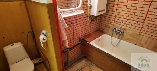 Mieszkanie 3/4 pokoje -Balkon -Parter -Do Remontu -os.Bocianek