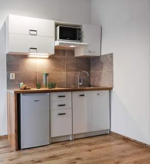 Studio blisko Alei Politechniki, Felsztyńskiego 9