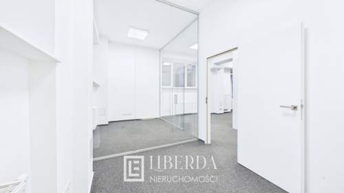 Biuro z witrynami. Złota 79, Warszawa Wola.
