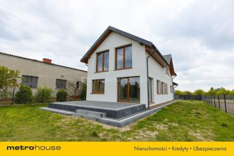 Nowoczesny dom w spokojnej okolicy Izbicy