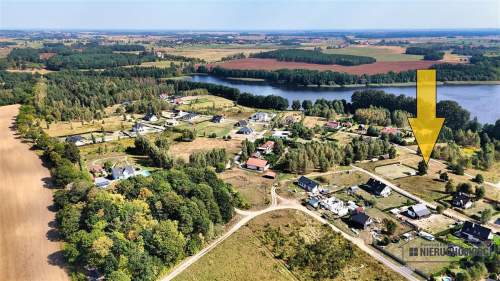 Atrakcyjna działka budowlana nad jeziorem Radacz