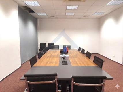 BIURO W ŚRÓDMIEŚCIU, KANELARIA, SHOWROOM