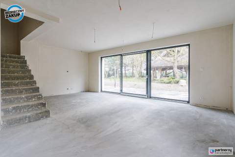 Piękny nowy 5 pokojowy dom 180m2 stan deweloperski