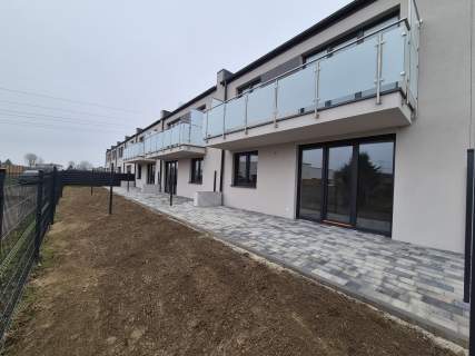 PRZESTRONNE I SŁONECZNE MIESZKANIE 4- POKOJOWE