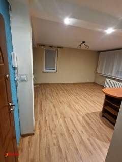 3-pokojowe mieszkanie w wieżowcu z balkonem