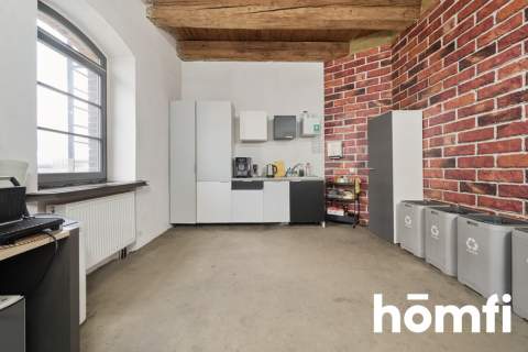 Lokal biurowy 336 m2 w stylu loftowym / Krakowska
