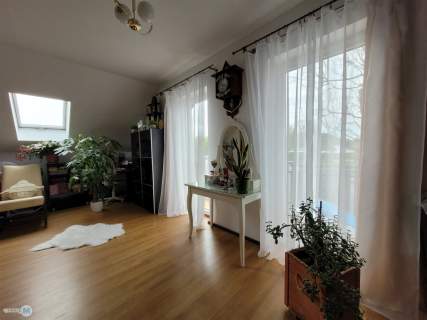 Przytulny, funkcjonalny dom w malowniczej okolicy