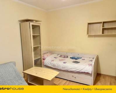 Kawalerka 32,8 mkw z balkonem i dużą kuchnią.