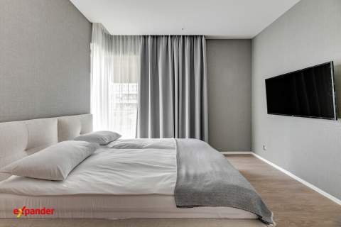 Apartament z tarasem i ogrodem   nad wodą, idealny