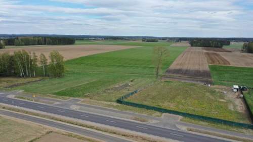 DZIAŁKA INWESTYCYJNA PRZY NOWEJ DRODZE WOJEWÓDZKIEJ BLISKO ŁOMŻY
