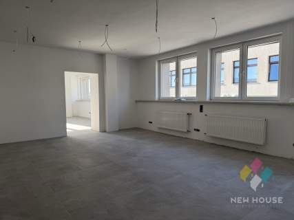 Piętro w biurowcu, 138 m2, po remoncie