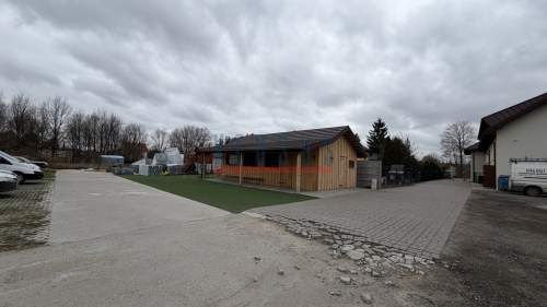 Obiekt na sprzedaż, 531 m2, Kąty