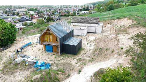 Dom na wzgórzu w Osieku nad Notecią
