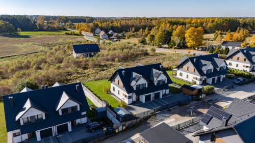 Wprowadź się od razu, Przyjaźń, Bliźniak, PV 5,9