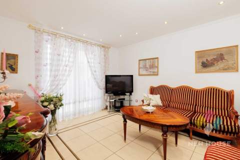 70m2, dwa poziomy, 3 balkony, ul. Pstrowskiego