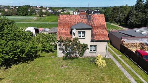 Wolnostojący 135m2 do remontu działka 1269m2 Brzezinka