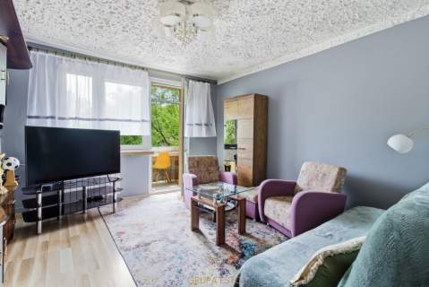 Trzy osobne pokoje Balkon pierwsze pietro