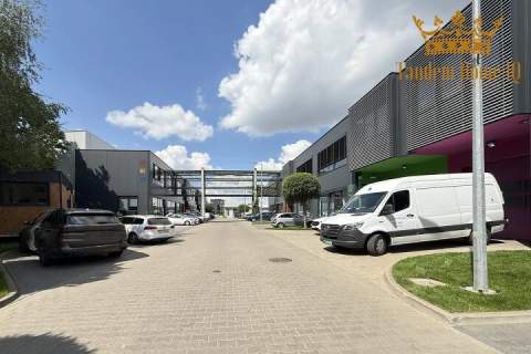 Na wynajem magazyn 430m2, biuro 180m2 w kompleksie biznesowym...