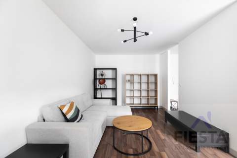 Ursynów/ 2 pokoje/ balkon/ garaż/ METRO NATOLIN
