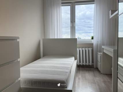 PIĄTKOWSKA 3POK USTAWNE ŁADNE BALKON WINDA CISZA